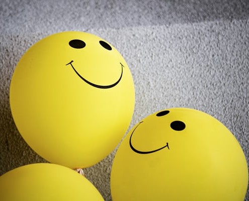 Happy balloon faces