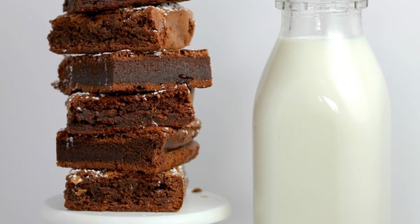 brownies and milk